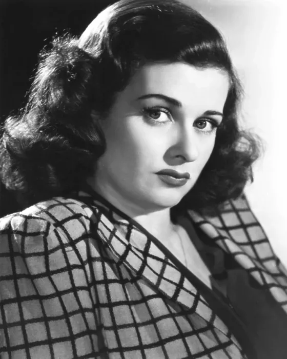 Framed Print : Joan Bennett, early 1940s Framed Print : Joan Bennett, early 1940s