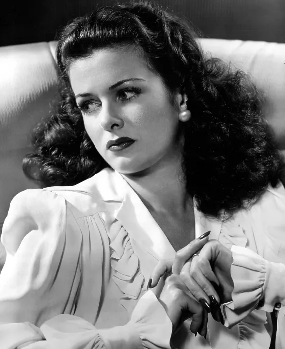 Framed Print : JOAN BENNETT, portrait Framed Print : JOAN BENNETT, portrait