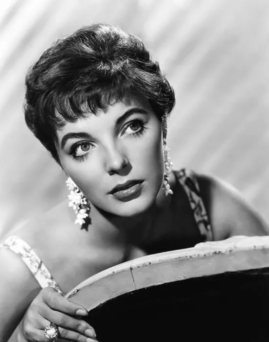 Framed Print : Joan Collins, ca. late 1950s Framed Print : Joan Collins, ca. late 1950s