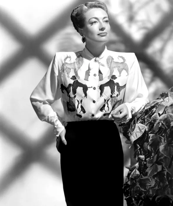 Framed Print : Joan Crawford, circa 1940s Framed Print : Joan Crawford, circa 1940s