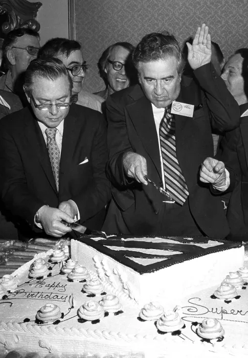 Framed Print : JOE SHUSTER, with Jerry Siegel celebrating their creation Superman's birthday in 1976.. Courtesy: CSU Archives  /  Everett Collection