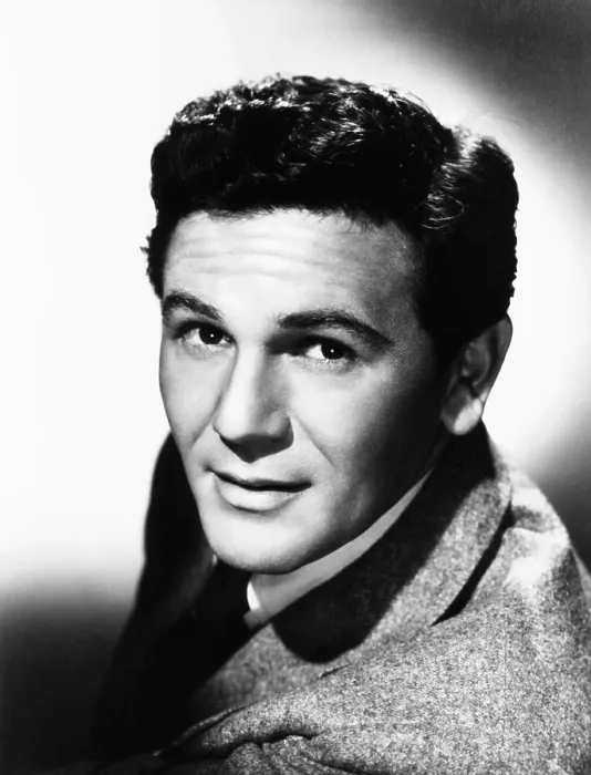 Framed Print : John Garfield, 1940s Framed Print : John Garfield, 1940s