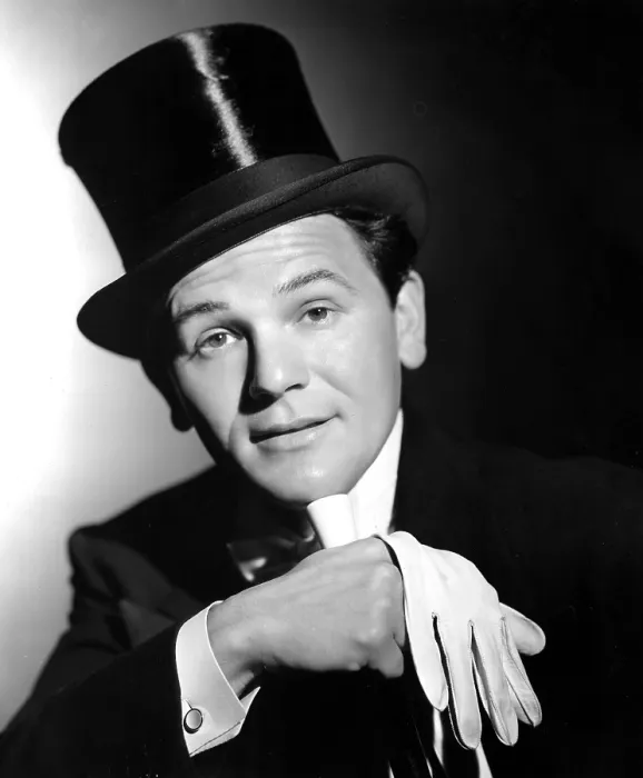 Framed Print : John Garfield in the early 1940s Framed Print : John Garfield in the early 1940s