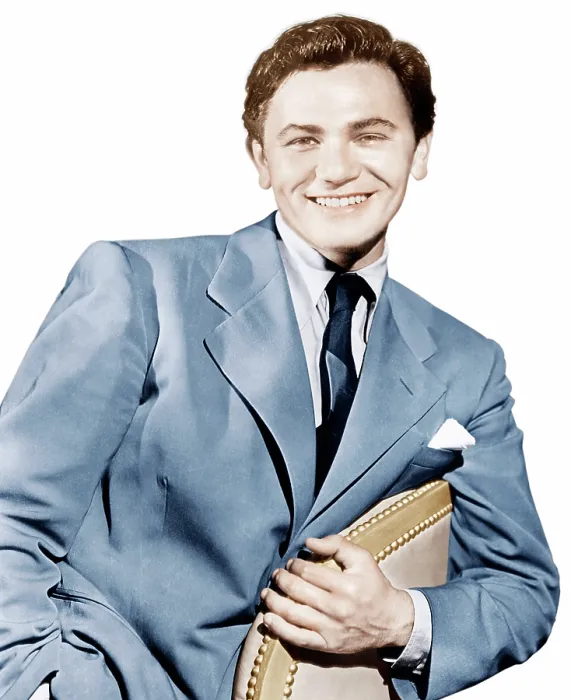 Framed Print : John Garfield, Warner Brothers portrait, ca. early 1940s Framed Print : John Garfield, Warner Brothers portrait, ca. early 1940s
