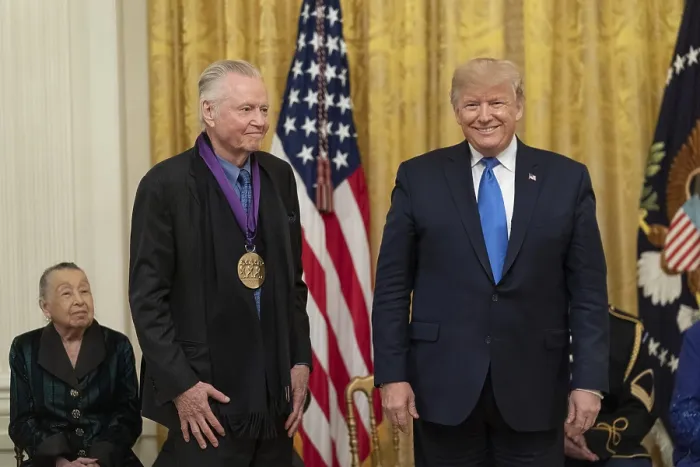 Framed Print : Jon Voight wears his newly awarded National Medal of Arts by President Trump, Voight won the 1969 Academy Award for Best Actor, in COMING HOME. Nov. 21, 2019 (BSLOC_2019_9_221)