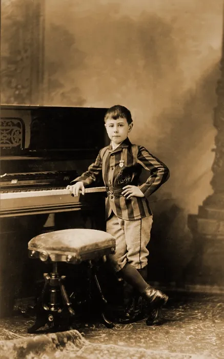 Framed Print : Josef Hofmann (1876-1957), child prodigy, studied with Anton Rubinstein, performed publically at age six. 1888