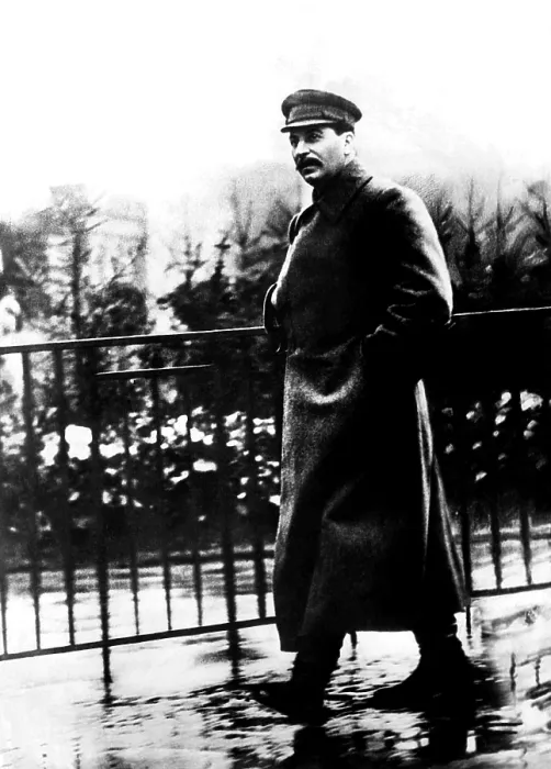 Framed Print : Josef Stalin strolls through Red Square, Moscow, Russia, ca. 1932. Courtesy: CSU Archives / Everett Collection