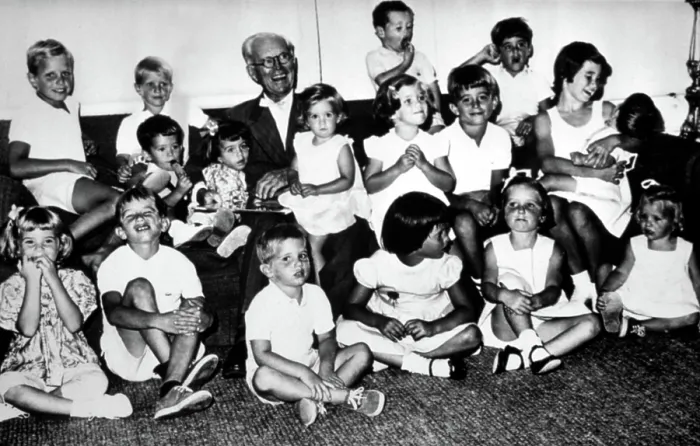 Framed Print : Joseph Kennedy and his grandchildren, 4 / 19 / 63. Courtesy: CSU Archives  /  Everett Collection