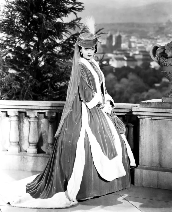 Framed Print : JUAREZ, Bette Davis, in a costume by Orry-Kelly, 1939