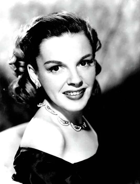 Framed Print : Judy Garland, 1940s Framed Print : Judy Garland, 1940s