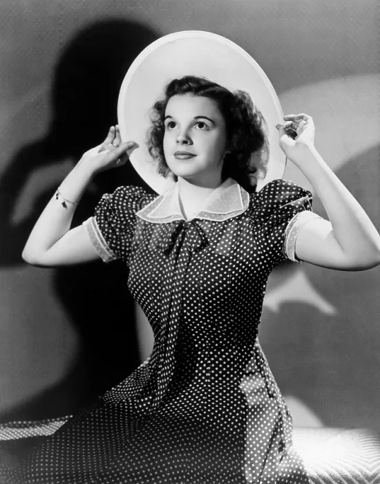 Framed Print : Judy Garland, ca. 1939