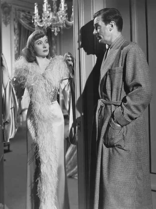 Framed Print : JULIA MISBEHAVES, from left: Greer Garson, Walter Pidgeon, 1948