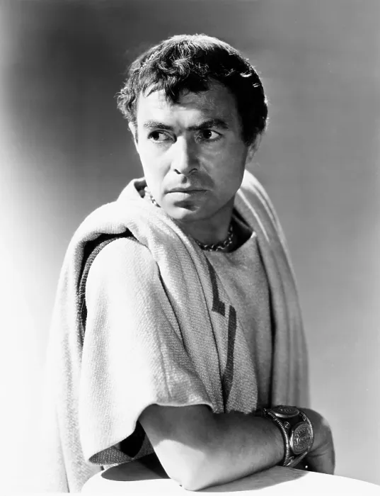 Framed Print : JULIUS CAESAR, James Mason, 1953 Framed Print : JULIUS CAESAR, James Mason, 1953