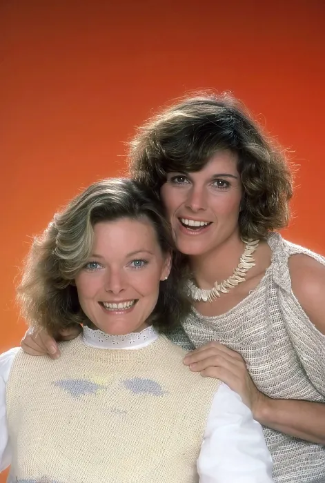 Framed Print : KATE & ALLIE, from left: Jane Curtin, Susan Saint James, (1984), 1984-1989 Framed Print : KATE & ALLIE, from left: Jane Curtin, Susan Saint James, (1984), 1984-1989