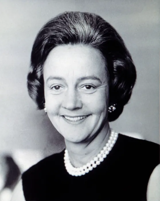 Framed Print : Katherine Meyer Graham, 1966. Courtesy: CSU Archives  /  Everett Collection