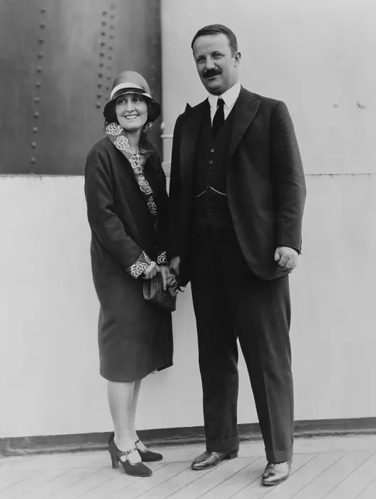 Framed Print : Kermit Roosevelt (1889-1943), son of President Theodore Roosevelt, with his wife, the former Belle Wyatt Willard, daughter of the U.S. Ambassador to Spain. 1928