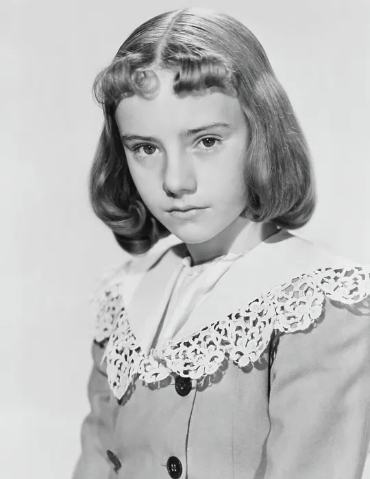 Framed Print : THE KEYS OF THE KINGDOM, Peggy Ann Garner, 1944, TM & Copyright 20th Century Fox Film Corp. / courtesy Everett Collection