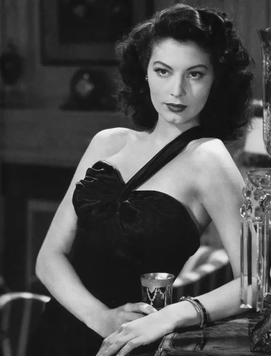 Framed Print : THE KILLERS, Ava Gardner, 1946