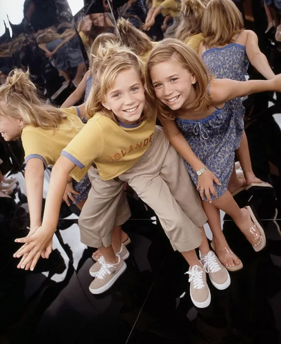 Framed Print : TWO OF A KIND, from left: Mary-Kate Olsen, Ashley Olsen, (1998), 1998-99