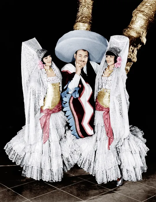 Framed Print : KING OF JAZZ, from left: Eleanor Gutchrlein, Paul Whiteman, Karla Gutchrlein, 1930