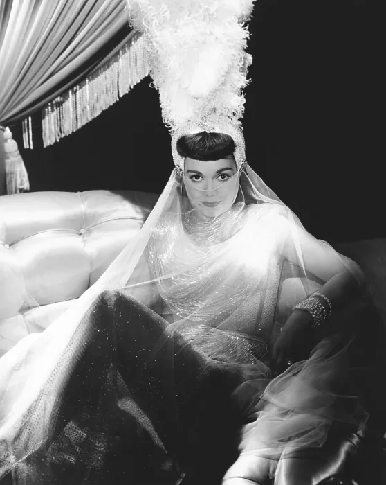 Framed Print : A KISS IN THE DARK, Jane Wyman, 1949