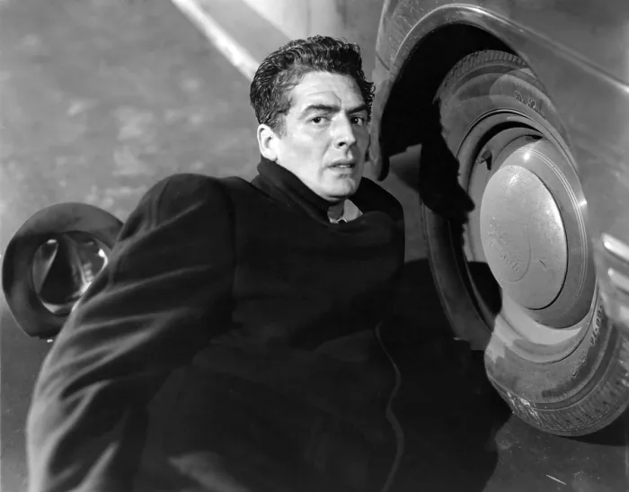 Framed Print : KISS OF DEATH, Victor Mature, 1947. TM and Copyright 20th Century Fox Film Corp. All rights reserved. Courtesy: Everett Collection Framed Print : KISS OF DEATH, Victor Mature, 1947. TM and Copyright 20th Century Fox Film Corp. All rights reserved. Courtesy: Everett Collection