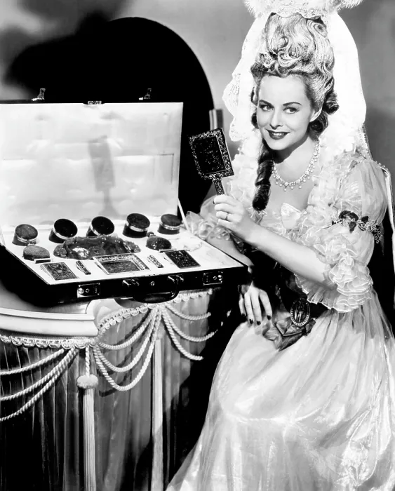 Framed Print : KITTY, Paulette Goddard with $25, 000 toilet set she will be using in the film, 1945 Framed Print : KITTY, Paulette Goddard with $25, 000 toilet set she will be using in the film, 1945