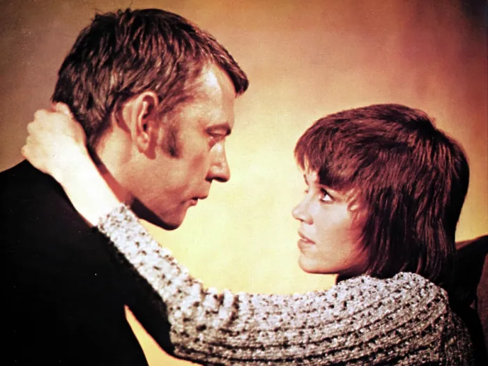 Framed Print : KLUTE, Donald Sutherland, Jane Fonda, 1971