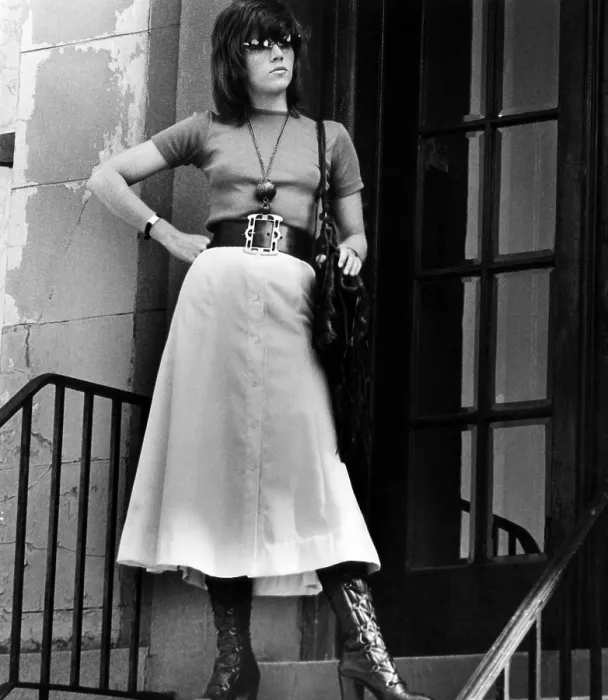 Framed Print : KLUTE, Jane Fonda. 1971. Courtesy: CSU Archives / Everett Collection