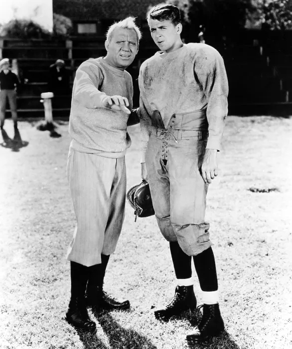 Framed Print : KNUTE ROCKNE ALL AMERICAN, Pat O'Brien, Ronald Reagan, 1940 Framed Print : KNUTE ROCKNE ALL AMERICAN, Pat O'Brien, Ronald Reagan, 1940