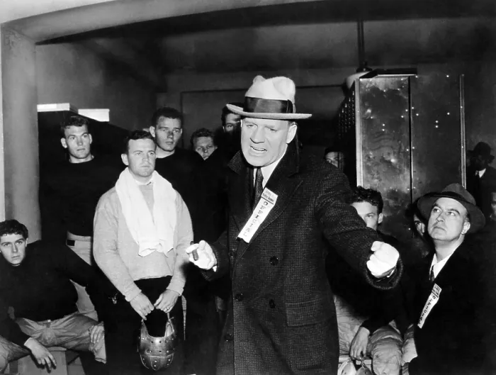 Framed Print : KNUTE ROCKNE ALL AMERICAN, Pat O'Brien (center), 1940