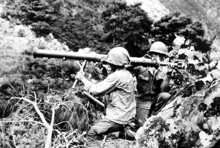 Framed Print : Korean War: U.S. Troops, Korea, 1950.. Courtesy: CSU Archives  /  Everett Collection