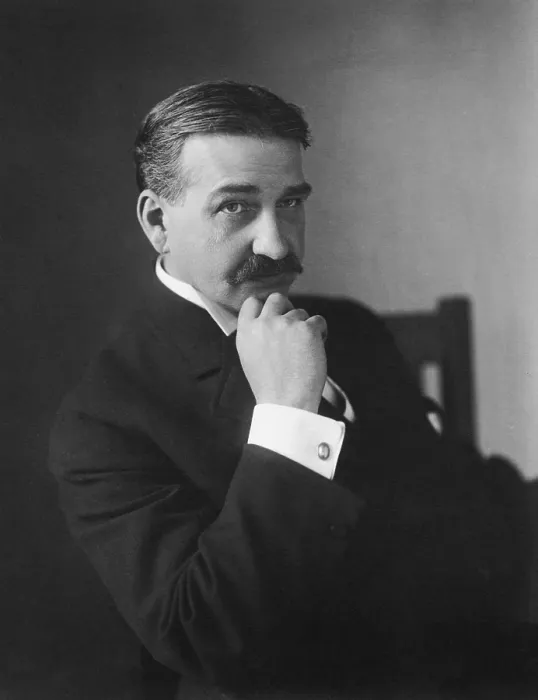 Framed Print : L. Frank Baum, American author of THE WIZARD OF OZ. In the 1939 film, THE WIZARD OF OZ, Judy Garland stared as Dorothy, the main character of the book (BSLOC_2016_11_150)