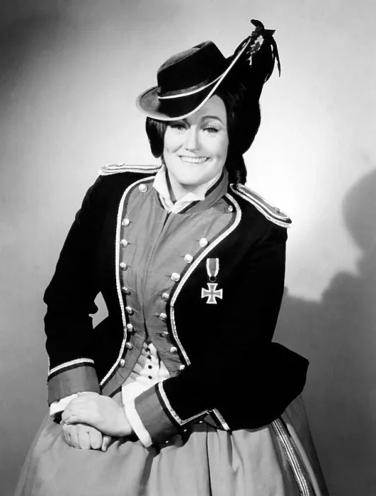 Framed Print : LA FILLE DU REGIMENT, (aka THE DAUGHTER OF THE REGIMENT), Joan Sutherland, 1968.. Courtesy: CSU Archives / Everett Collection Framed Print : LA FILLE DU REGIMENT, (aka THE DAUGHTER OF THE REGIMENT), Joan Sutherland, 1968.. Courtesy: CSU Archives / Everett Collection
