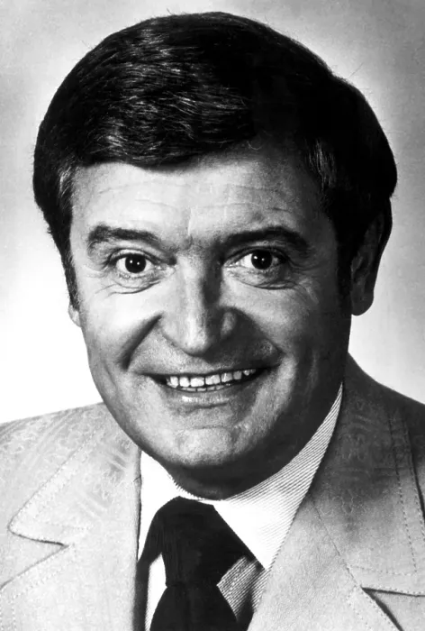 Framed Print : L.A. Lakers sportscaster Chick Hearn, ca 1970s. Courtesy: CSU Archives / Everett Collection