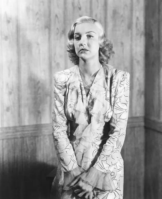 Framed Print : LADY CHASER, Ann Savage, 1946 Framed Print : LADY CHASER, Ann Savage, 1946