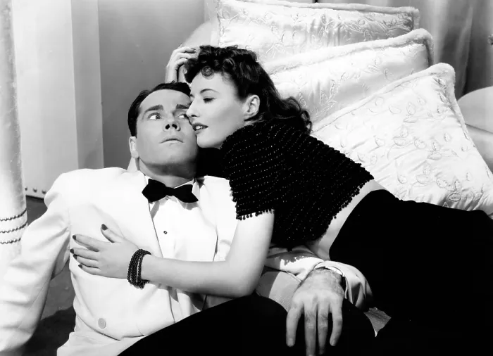 Framed Print : THE LADY EVE, Henry Fonda, Barbara Stanwyck, 1941 Framed Print : THE LADY EVE, Henry Fonda, Barbara Stanwyck, 1941