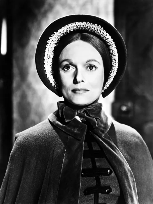 Framed Print : THE LADY WITH A LAMP, Anna Neagle, 1951 Framed Print : THE LADY WITH A LAMP, Anna Neagle, 1951