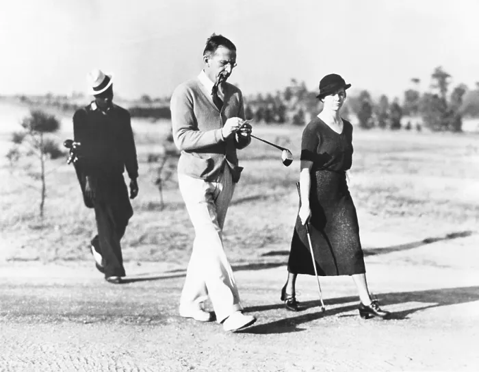 Framed Print : Lammot DuPont and his new bride and 4th wife, Margaret A. Flett. They played a round of golf on their honeymoon at Pinehurst, N.C