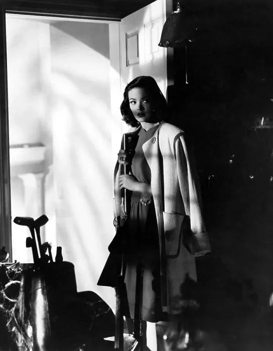 Framed Print : LAURA, Gene Tierney, 1944. TM and Copyright 20th Century Fox Film Corp. All rights reserved. Courtesy: Everett Collection