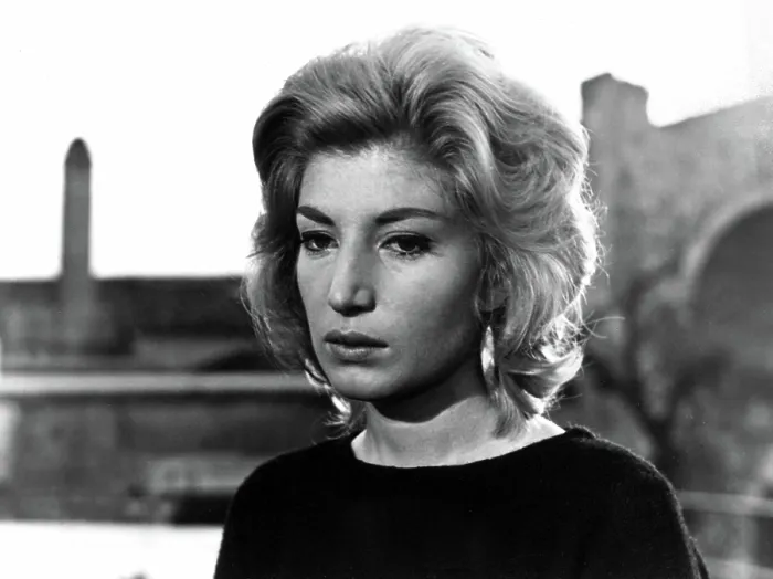 Framed Print : L'AVVENTURA, Monica Vitti, 1960