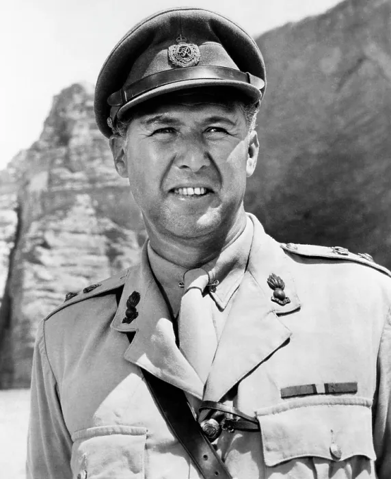 Framed Print : LAWRENCE OF ARABIA, Anthony Quayle, 1962 Framed Print : LAWRENCE OF ARABIA, Anthony Quayle, 1962