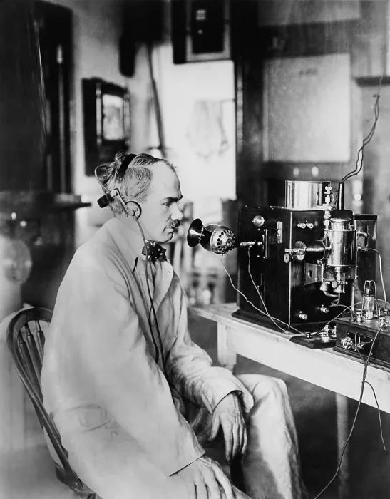 Framed Print : Lee DeForest, (1873-1961), ran an experimental radio station in New York City in 1916 Framed Print : Lee DeForest, (1873-1961), ran an experimental radio station in New York City in 1916