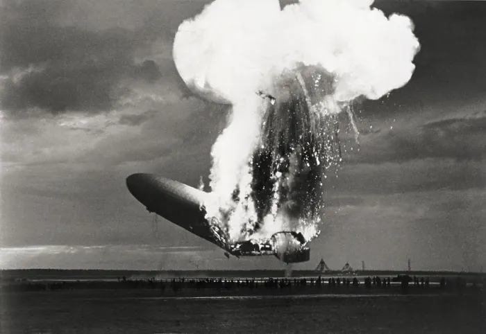 Framed Print : Left side view of German airship Hindenburg burning, at Lakehurst, N.J. May 6, 1937
