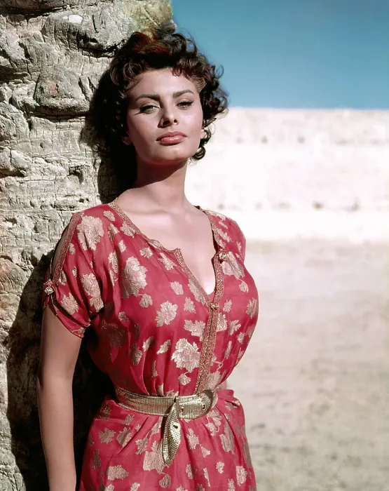 Framed Print : LEGEND OF THE LOST, Sophia Loren, 1957