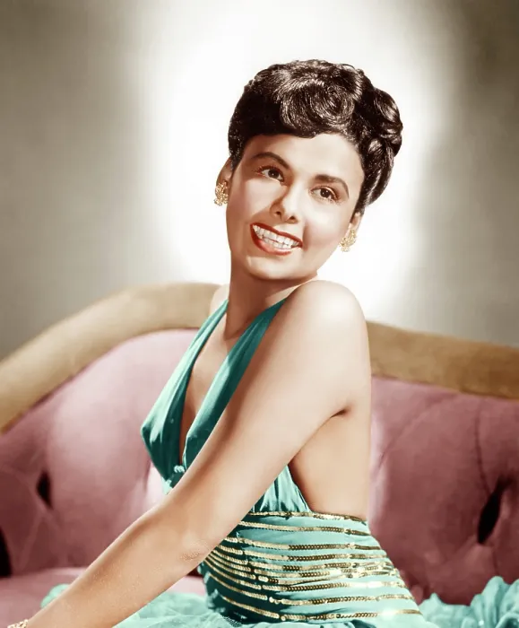 Framed Print : Lena Horne, MGM portrait, ca. 1940s Framed Print : Lena Horne, MGM portrait, ca. 1940s