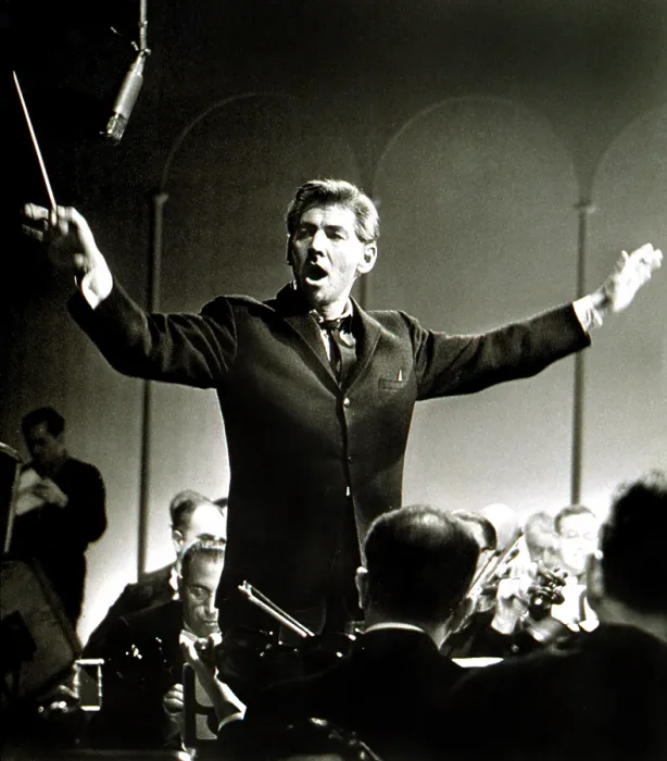 Framed Print : LEONARD BERNSTEIN, c. 1961. Courtesy: CSU Archives / Everett Collection Framed Print : LEONARD BERNSTEIN, c. 1961. Courtesy: CSU Archives / Everett Collection