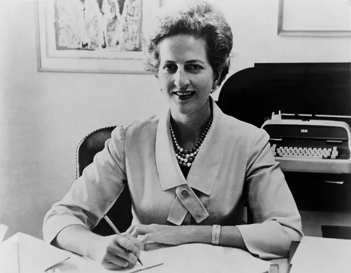 Framed Print : Letitia Baldrige, First Lady Jacqueline Kennedy's Social Secretary. Their association lasted until Mrs. Kennedy's 1994 death, when Baldrige planned her funeral. 1961