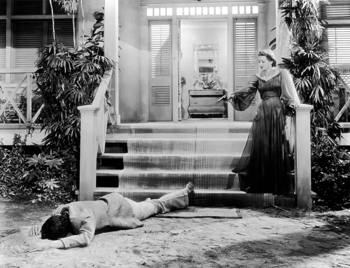 Framed Print : THE LETTER, Bette Davis (right), 1940