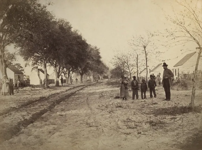 Framed Print : Liberated slaves in the workers quarters on Draytons plantation on Hilton Head Island, South Carolina, 1862 Framed Print : Liberated slaves in the workers quarters on Draytons plantation on Hilton Head Island, South Carolina, 1862